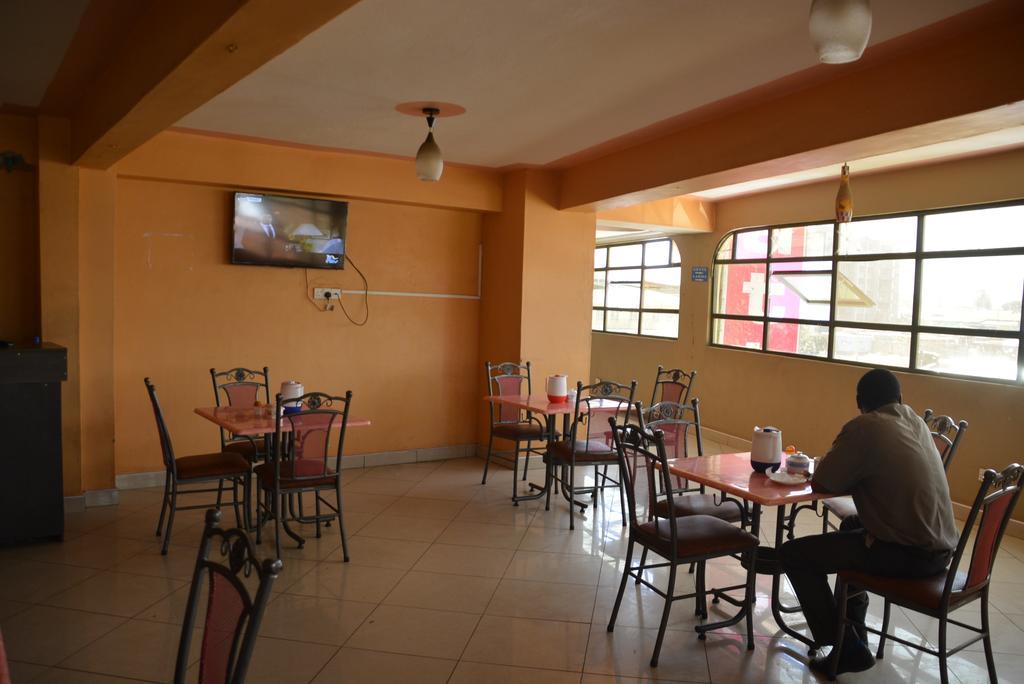 Starehe Link Hotel Nairobi Exterior photo